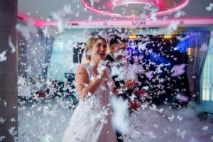 Jak wybrać fotografa ślubnego na przyjęcie weselne w górach?, wesele w Szczyrku